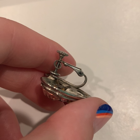 Heart Rhinestoned Clip On Earrings - Picture 6 of 6